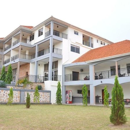 Eka Hoima Hotel מראה חיצוני תמונה