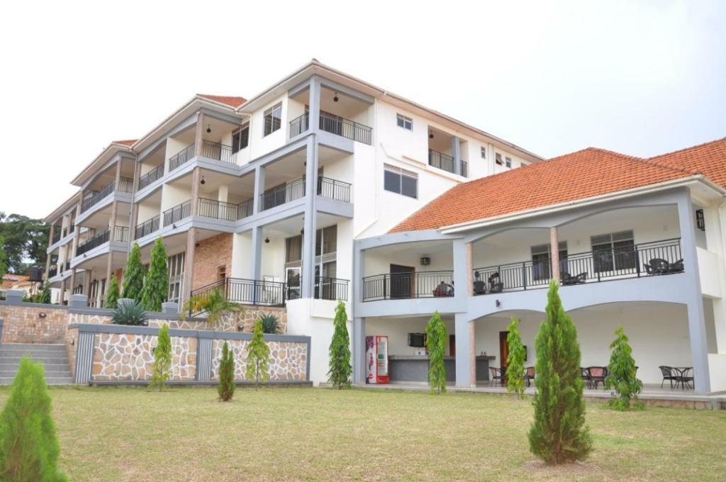 Eka Hoima Hotel מראה חיצוני תמונה